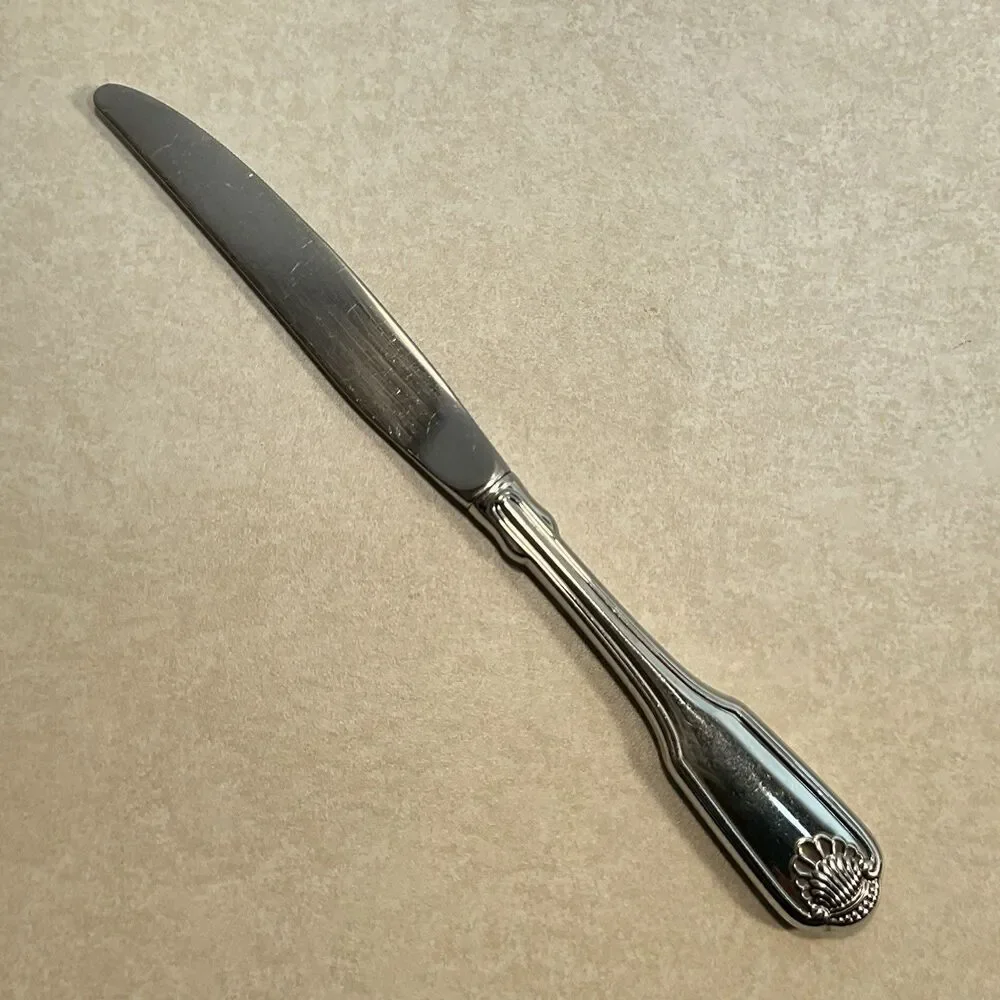 Oneida CLASSIC SHELL Stainless Flatware Silverware 5pc Place Setting